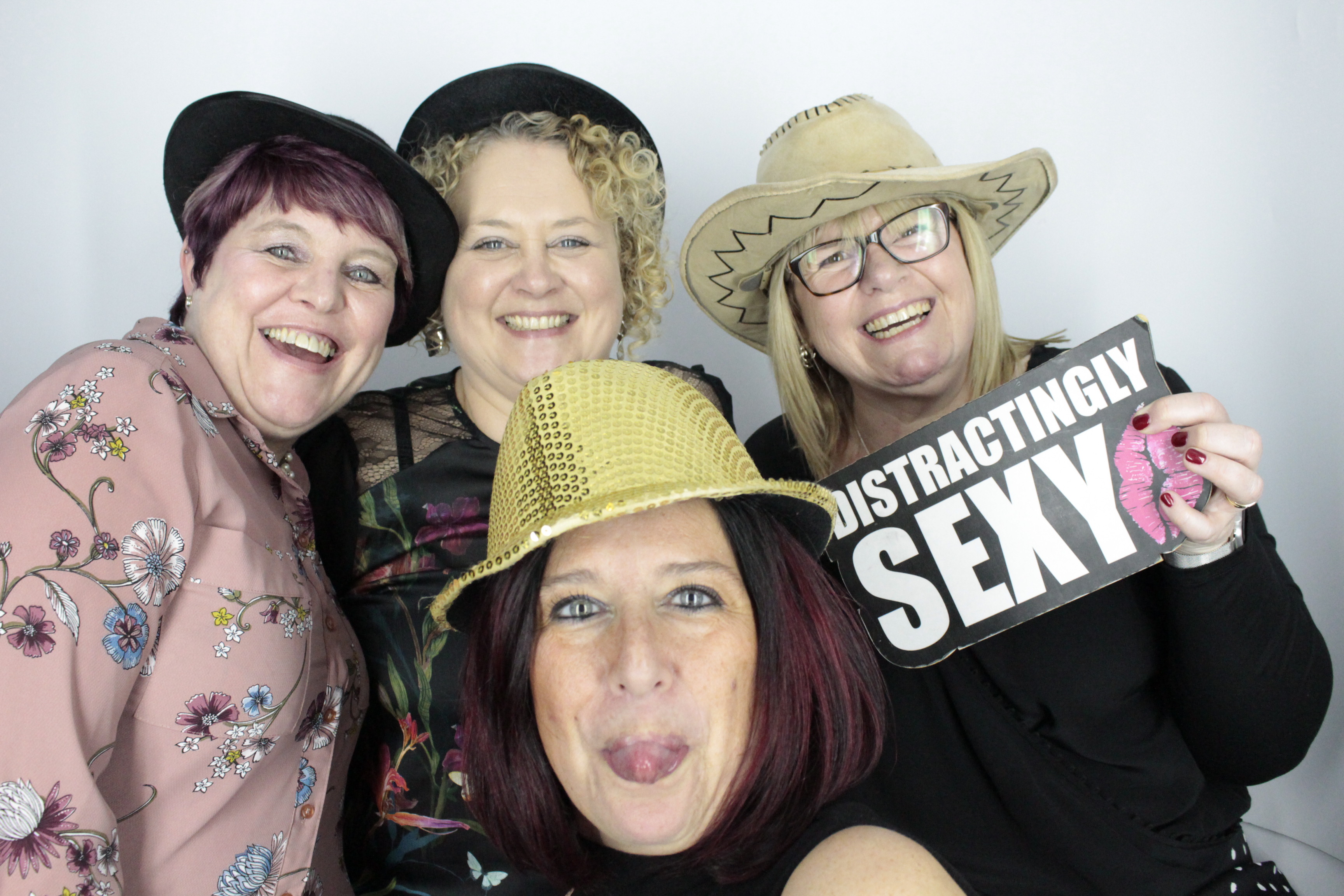 Chlöe’s 21st | View more photos from the event at gallery.myphotoboothexperience.co.uk/u/MyPhotoBoothExperienceLtd/Chlöe’s-21st